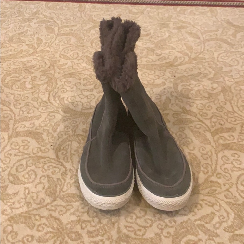 Converse boots